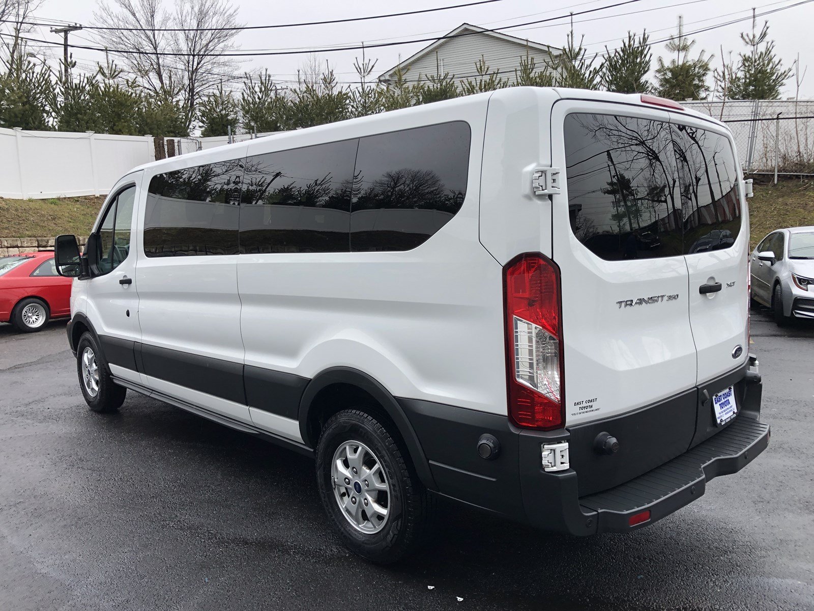 Ford Transit 15 Passenger Review Specs, Trunk Space, MPG
