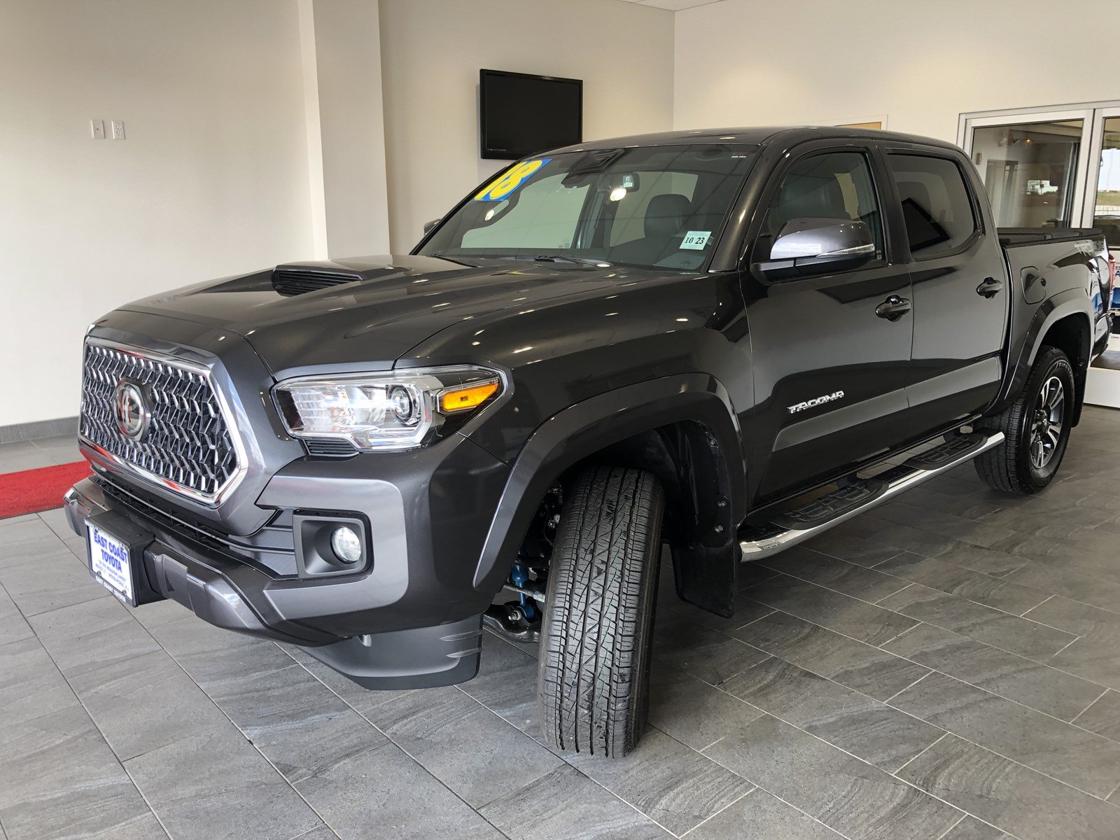 Pre-Owned 2018 Toyota Tacoma TRD Sport V6 4WD DBL CAB Double Cab in ...