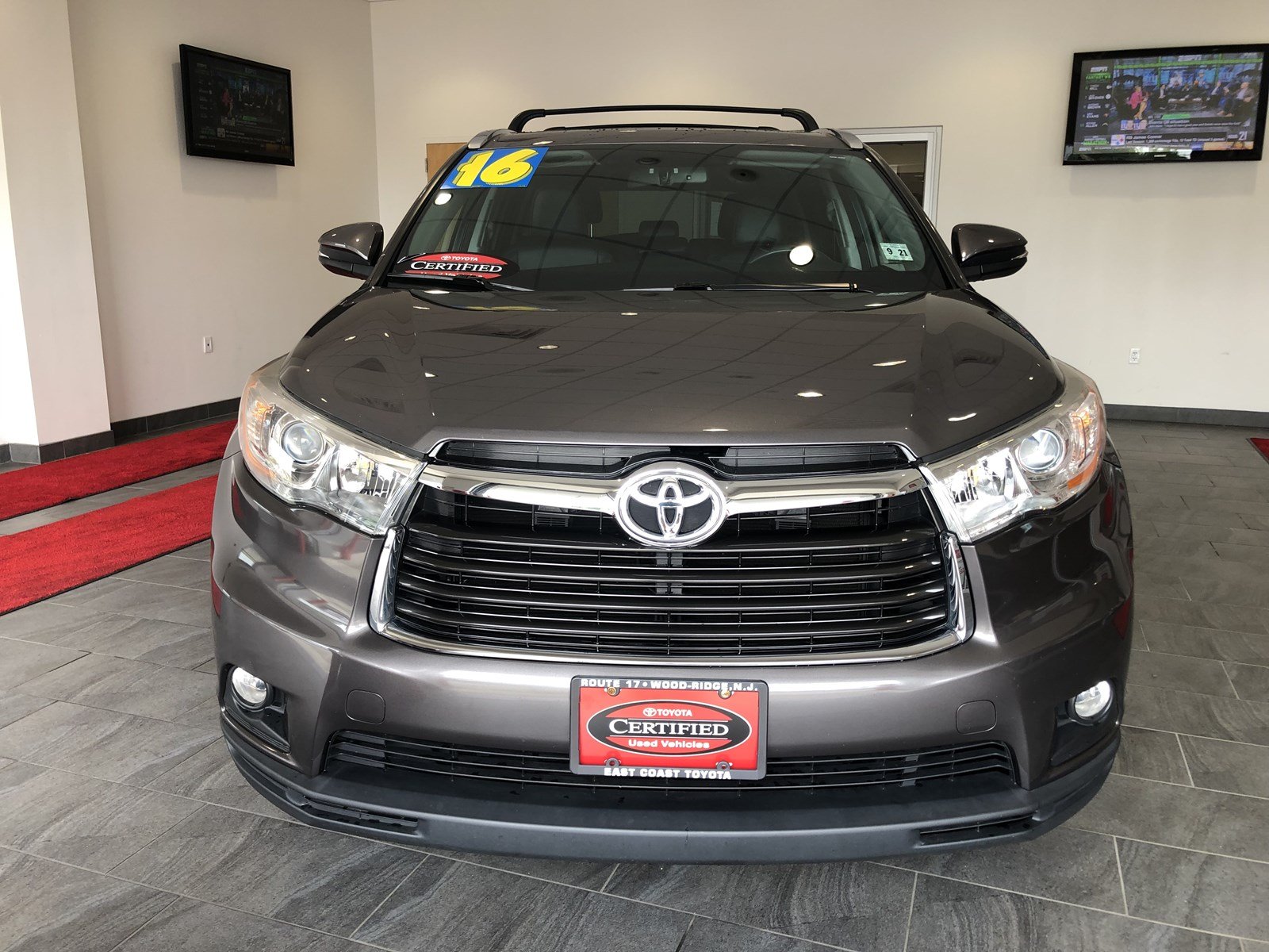 Certified Pre-Owned 2016 Toyota Highlander XLE V6 AWD SUV Sport Utility ...